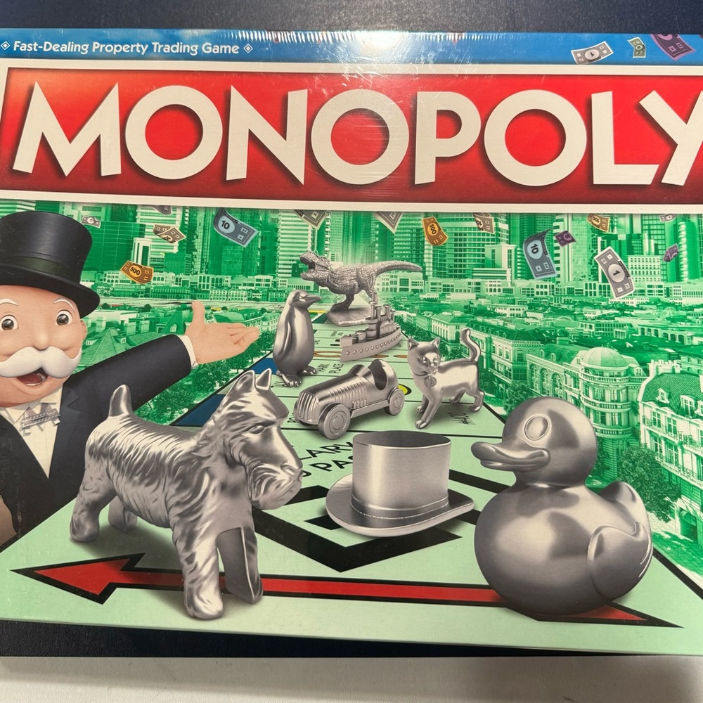 NWT Hasbro Monopoly Board Game